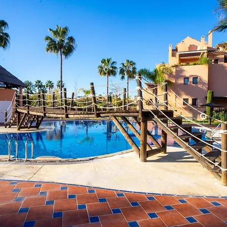 Apartment Hacienda Del Sol - Beachside Estepona