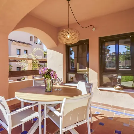 Apartment Hacienda Del Sol - Beachside