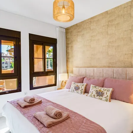 Hacienda Del Sol - Beachside Apartment