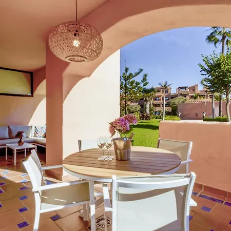 Apartment Hacienda Del Sol - Beachside